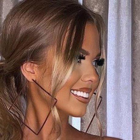 Sylvijaa エロティックなモデル 画像