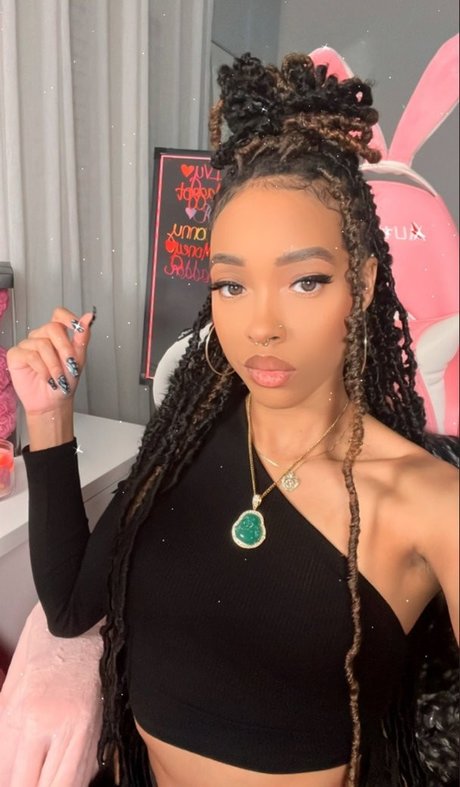 Alleyesondee 最高のスター 写真