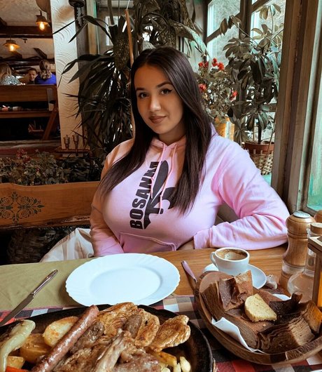 コスプレオナニーオンリーファンズ 美しいヌード 画像