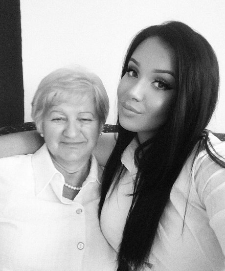 中出し 主観 オンリーファンズ 素敵 アーカイブ