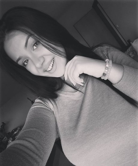 成熟したラテン系オンリーファンズ 美しいxxx 画像