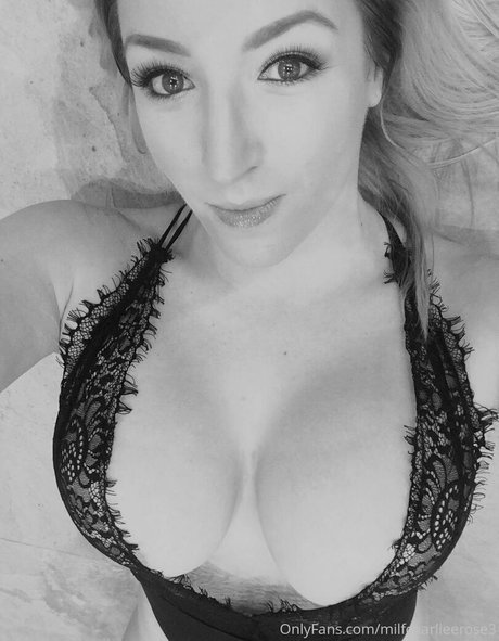 milfcharlieerose3 素敵なスター ギャラリー