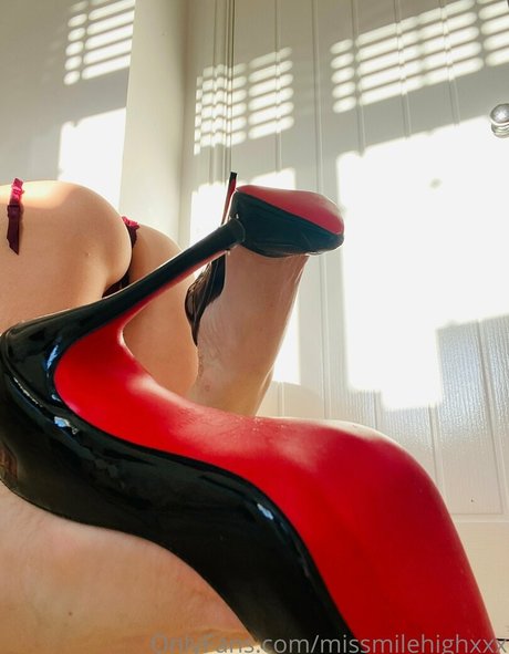 missmilehighxxx 美しいスター アーカイブ