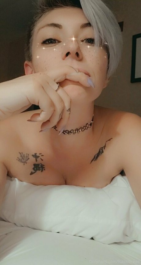 切断者オンリーファンズ ポルノ 写真