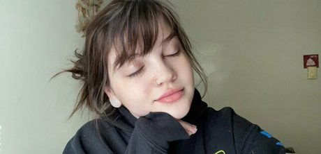 rinngrayfree 裸のポルノスター 画像