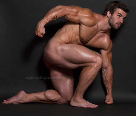 マッサージセラピストオンリーファンズ 裸 写真