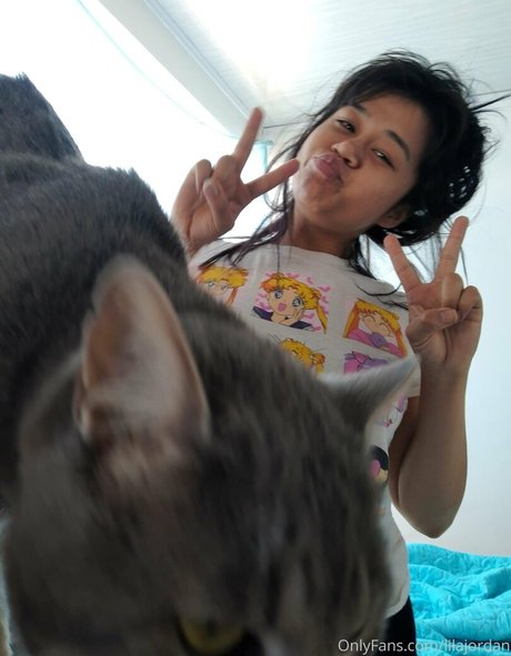 お尻を広げるオンリーファンズ セックス 画像