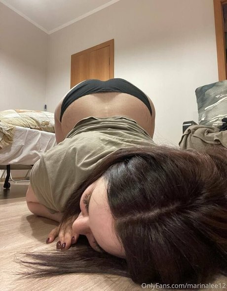 marinalee12 セックスモデル 写真