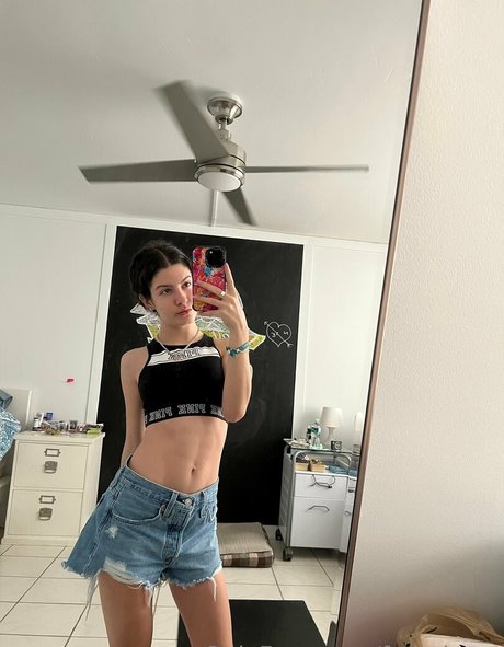 巨乳熟女オンリーファンズ 無料セックス 写真