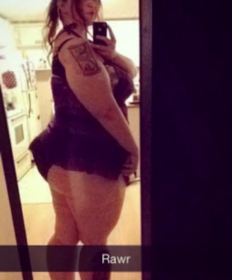 40歳のオンリーファンズ アダルト 写真