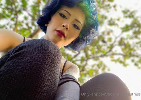 bdsmroxymistress ポルノスター エロティック 写真